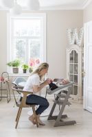 Стульчик для кормления Stokke Tripp Trapp + сиденье Newborn Set для новорожденного, Natural (Светло-коричневый) - вид 9 миниатюра