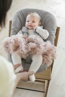 Стульчик для кормления Stokke Tripp Trapp + сиденье Newborn Set для новорожденного, Natural (Светло-коричневый) - вид 11 миниатюра