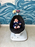 Электронное кресло-качалка 4moms MamaRoo New, Черный - вид 7 миниатюра