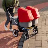 Коляска для погодок Bugaboo Donkey 3 Duo шасси Alu, Grey Melange / Red /Grey Melange (Серый Меланж / Красный / Серый Меланж) - вид 13 миниатюра